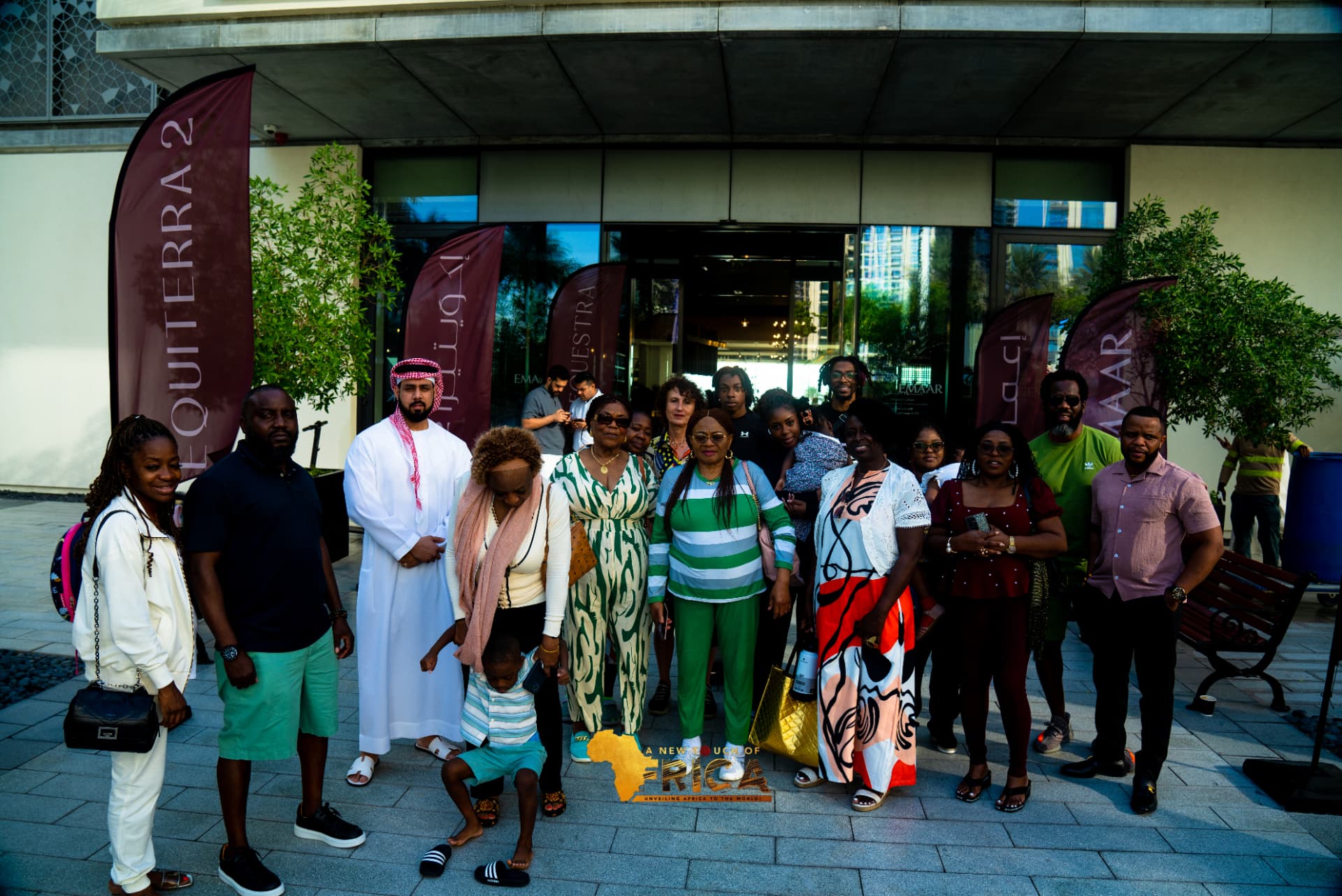 Wide group portrait of the ANTOA Dubai Fashion Experience delegation